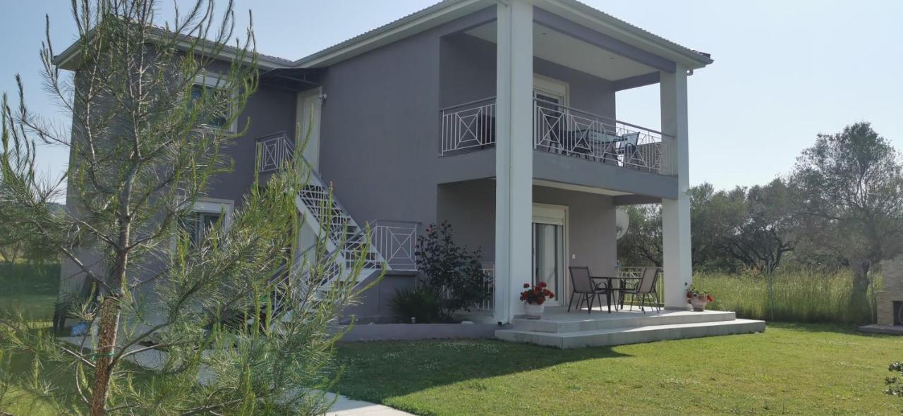 דירות אורמוס פנגיאס Elegant House מראה חיצוני תמונה