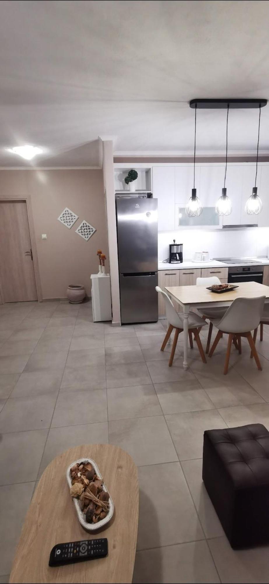 דירות אורמוס פנגיאס Elegant House מראה חיצוני תמונה